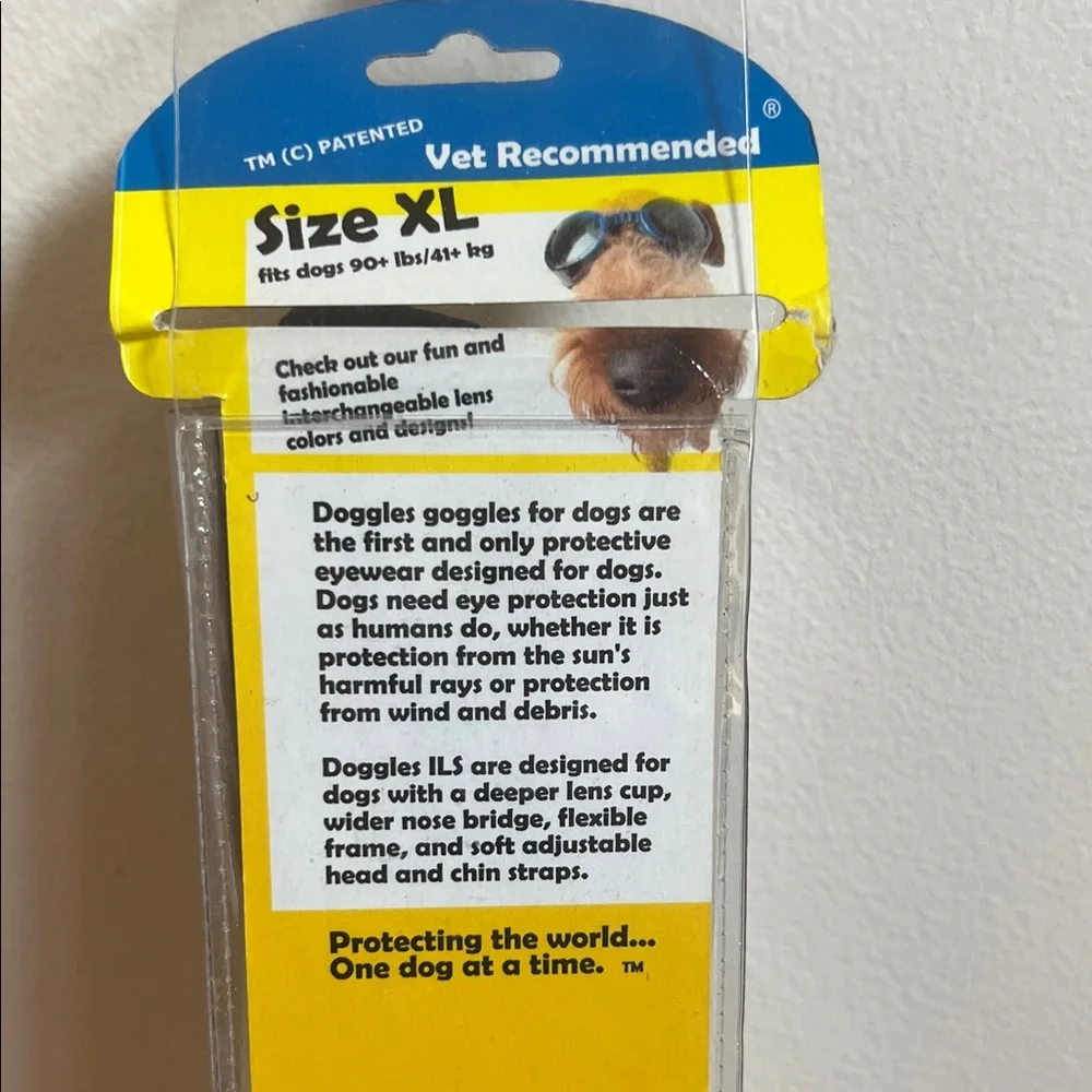 Doggles ILS Dog Goggles in Black and tan